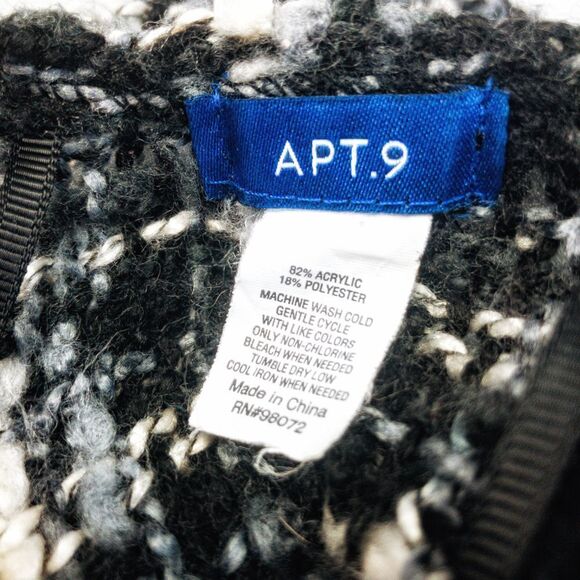 Black & White Boucle Knit Ruana Poncho Wrap OS - Picture 7 of 10